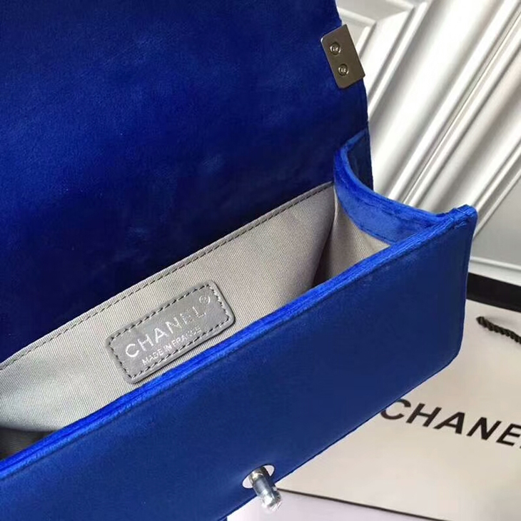 原单Chanel天鹅绒系列LEBOY款链条包蓝色里面图