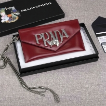 原版普拉达女士斜跨包-高仿Prada大logo标识手包1MF175多色