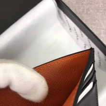 原单代购级2018最新摩登态度系列PRADA男士卡片夹专柜最新款式2MC223黑色+橙色