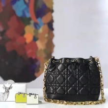 原单Dior女包迪奥复古小水桶包藤格纹牛皮抽绳mini迪奥水桶包黑色M6016