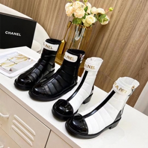 Chanel香奈儿秋冬新款女款皮质拼接时装靴